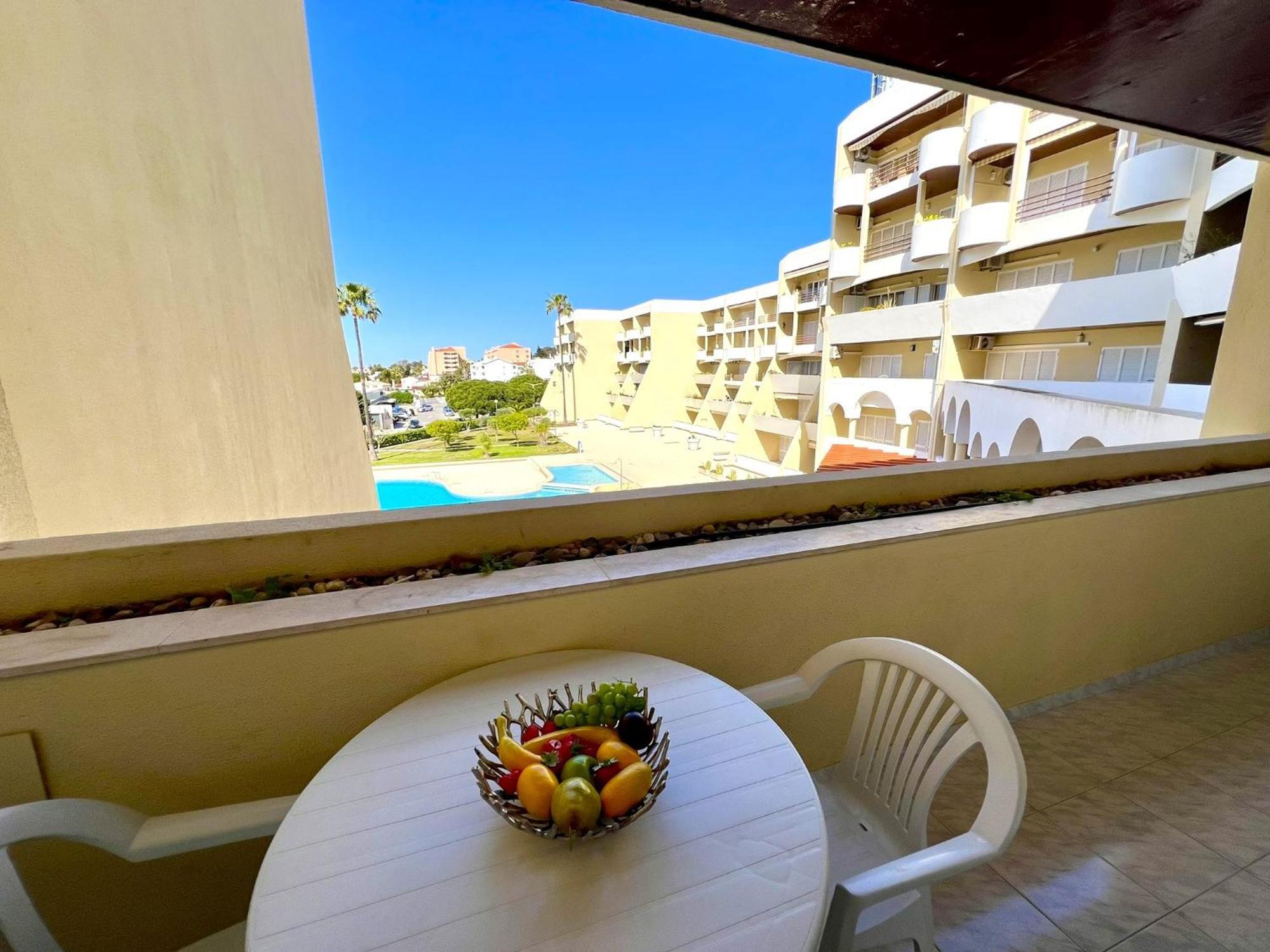 Albufeira Concept 2 With Pool By Homing Διαμέρισμα Gale  Εξωτερικό φωτογραφία